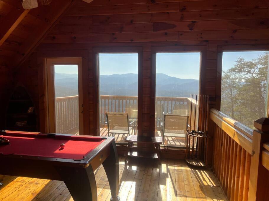 Yogi'S Den: Breathtaking Views! 3 Min To Dollywood, On 1 Acre! Sevierville Exterior foto